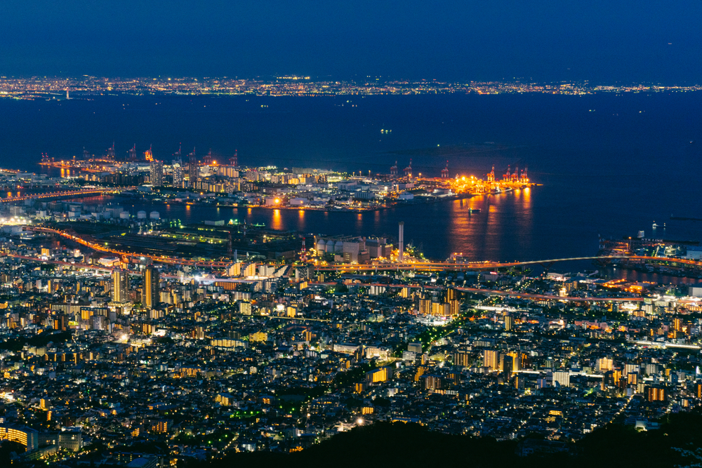 Night view from Mount Maya
(Kobe)