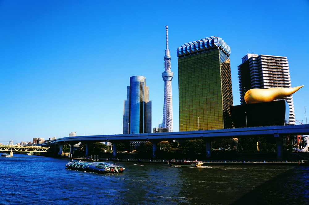 Vue face à la rivière Suida