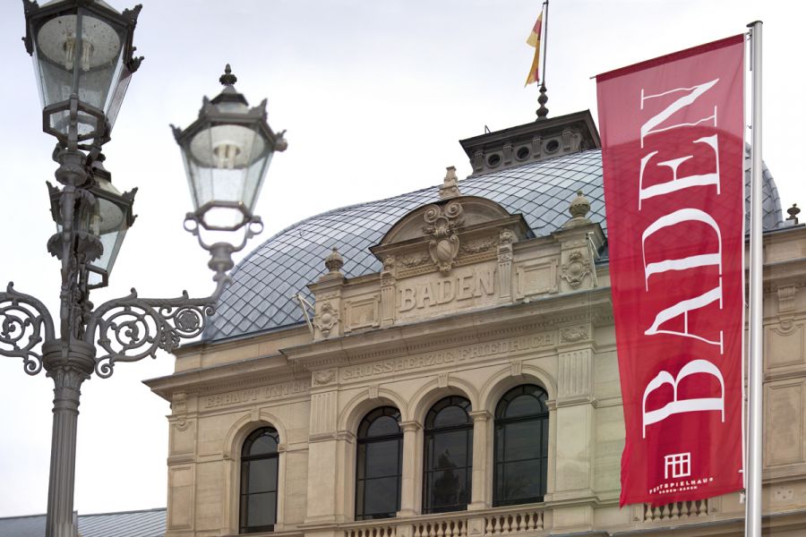 旧駅舎を改修！異色のオペラハウス、バーデン・バーデン祝祭劇場