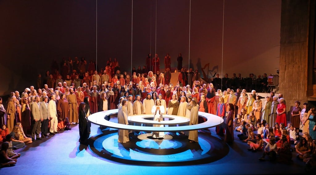 【6年に1度の開催！】2025年5月～10月★チロル地方「エルルのキリスト受難劇」を観に行きませんか？