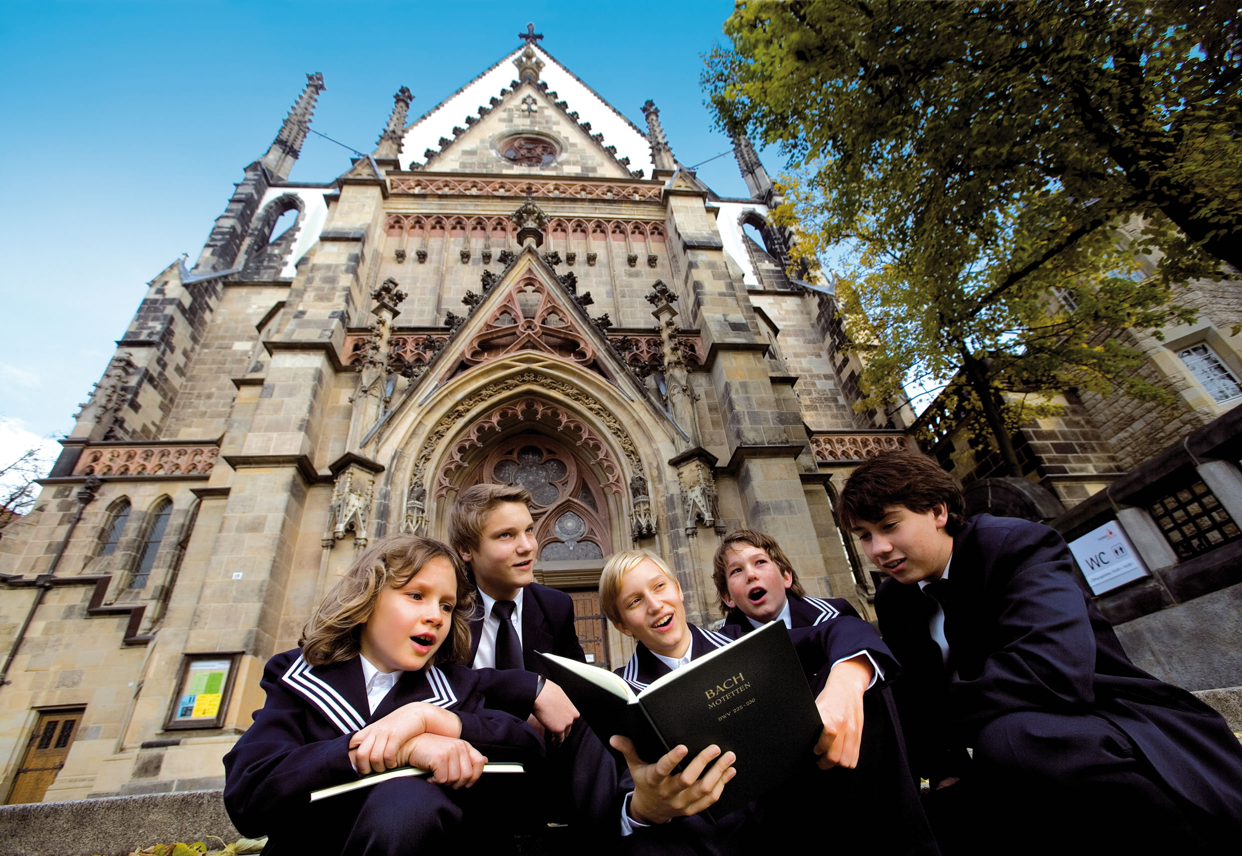 受付終了【カテゴリ2のチケット込み】（1名様プラン）6月27日鑑賞🌟初夏の夜の『ベルリンフィル・ヴァルトビューネ』ライプツィヒ＆ベルリン滞在🎻現地4日間