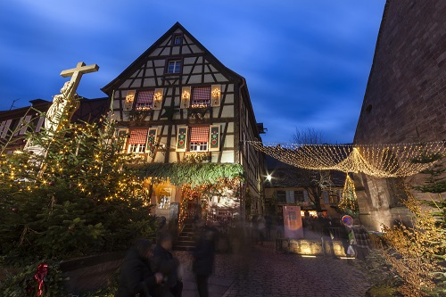 選ばれし職人さんによる手工芸品が充実！カイゼスベルグのクリスマス