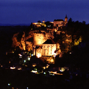 ミディピレネーの方へロカマドゥール