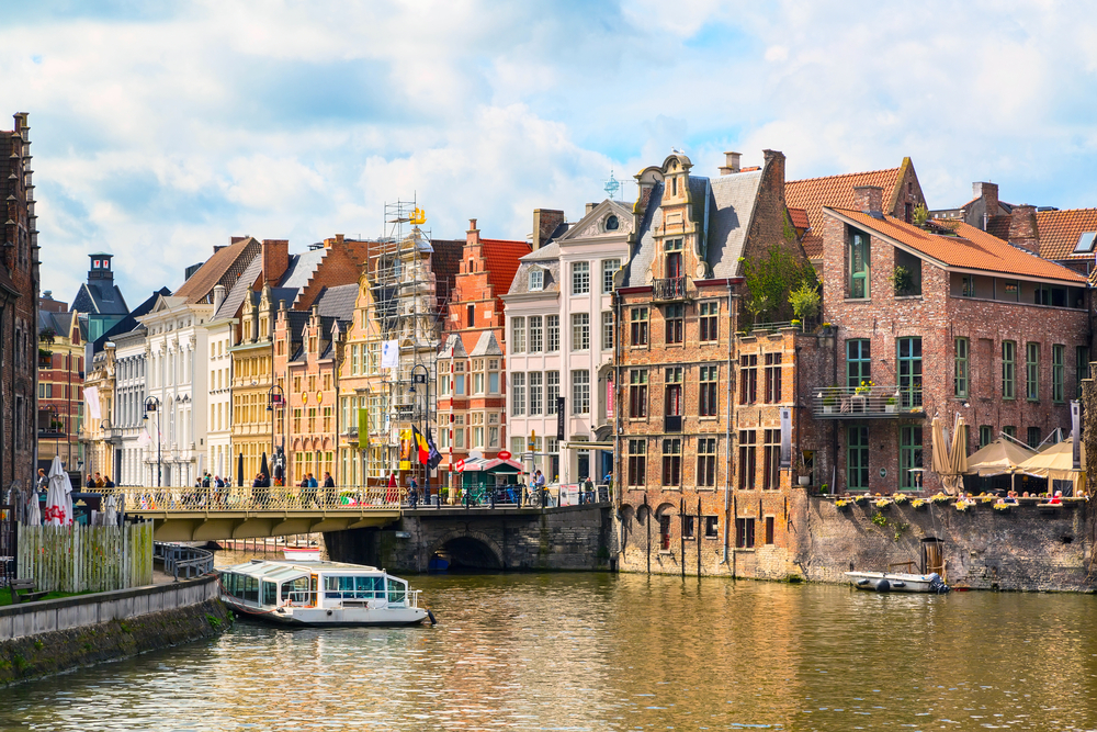 【弾丸旅行向け】アントワープ＆ゲント＆ブルージュ３都市ハイライト＜日帰りツアー＞