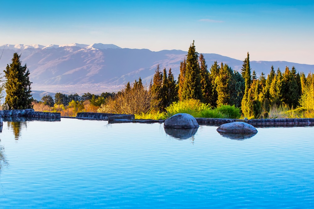 古くからの温泉療養地サンダンスキ【ブルガリア情報】