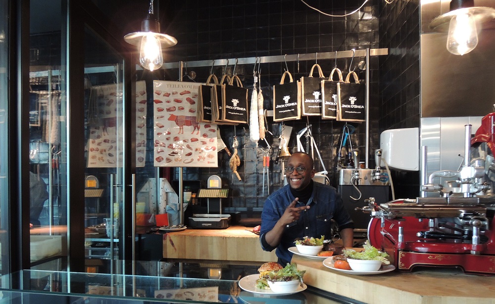 美味しい肉を求めてブリュッセルをさまよう