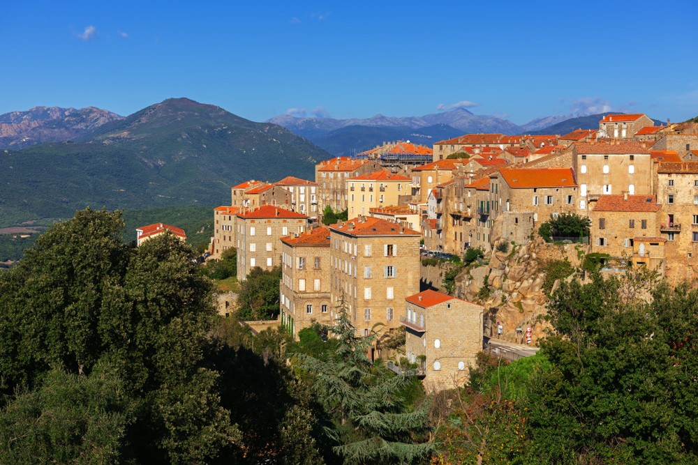 コルシカ島 地中海に浮かぶフランスの秘境｜コルシカ島の見どころ縦断（専用車）