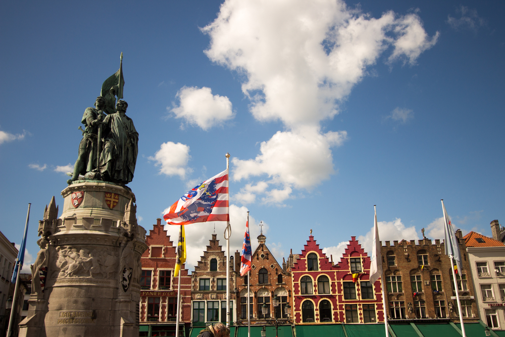 【片道送迎】ブリュッセル発→ブルージュ着　★ゲント＆ブルージュ1日観光付★　＜日本語ドライバーガイド＞