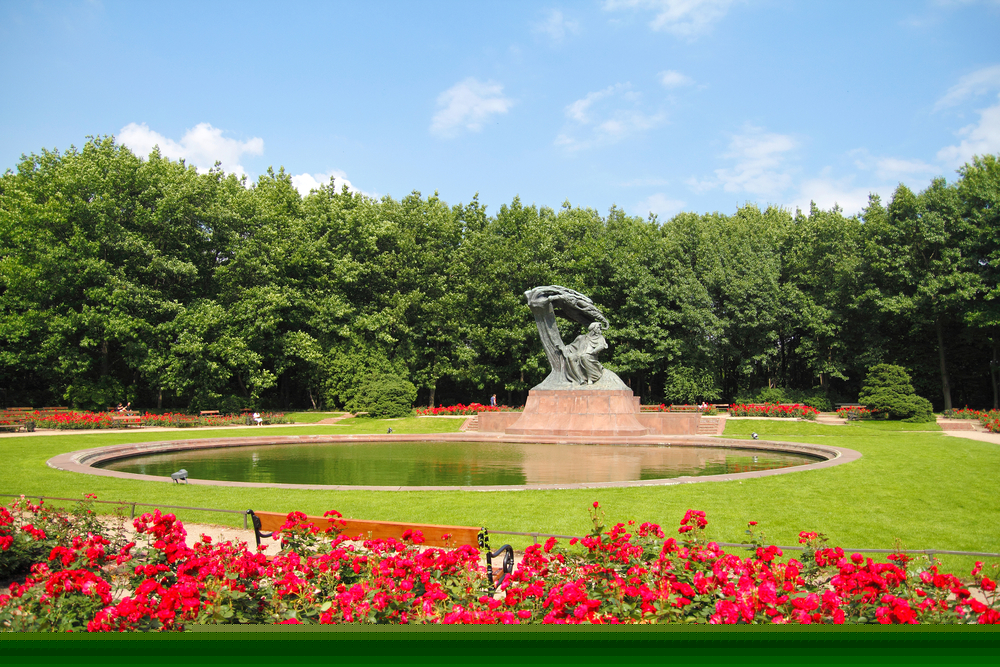 ショパンのベンチ【ポーランド情報】