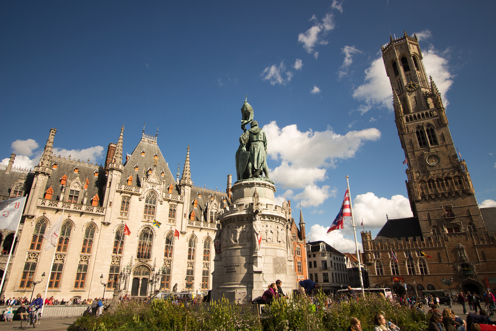 【片道送迎】ブリュッセル発→ブルージュ着　★アントワープ＆ゲント＆ブルージュ3都市1日観光付★＜日本語ドライバーガイド＞