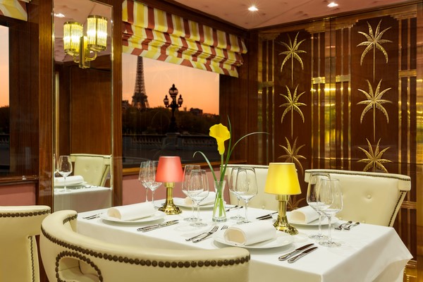 ＊＊クリスマス　セーヌ川クルージング＊＊