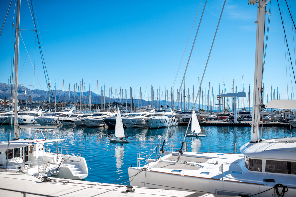 チャーターヨットで巡るクロアチアの島々　～旅行記その１～