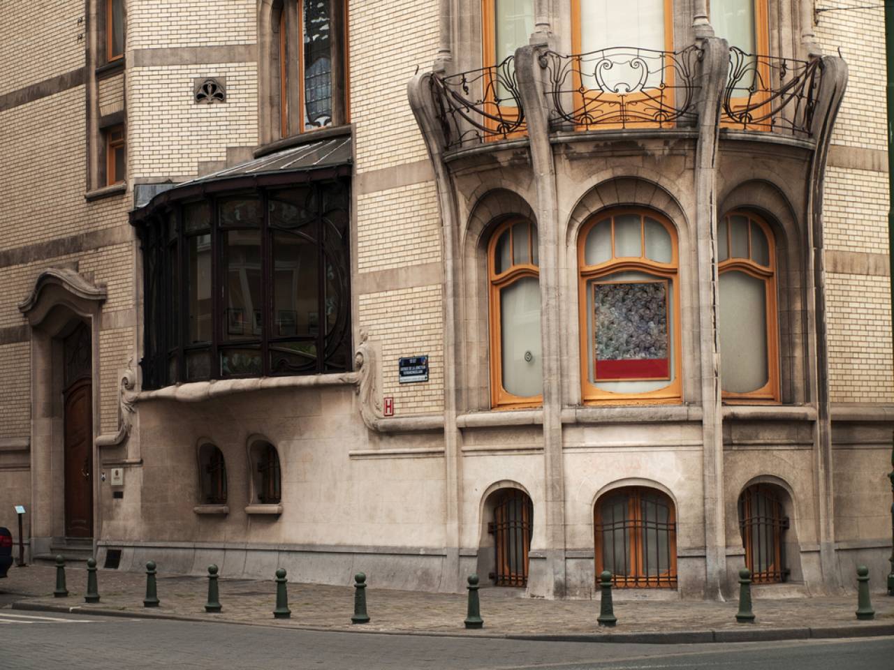 ブリュッセル 建築芸術の祭典 Brussels Art Nouveau & Art Deco